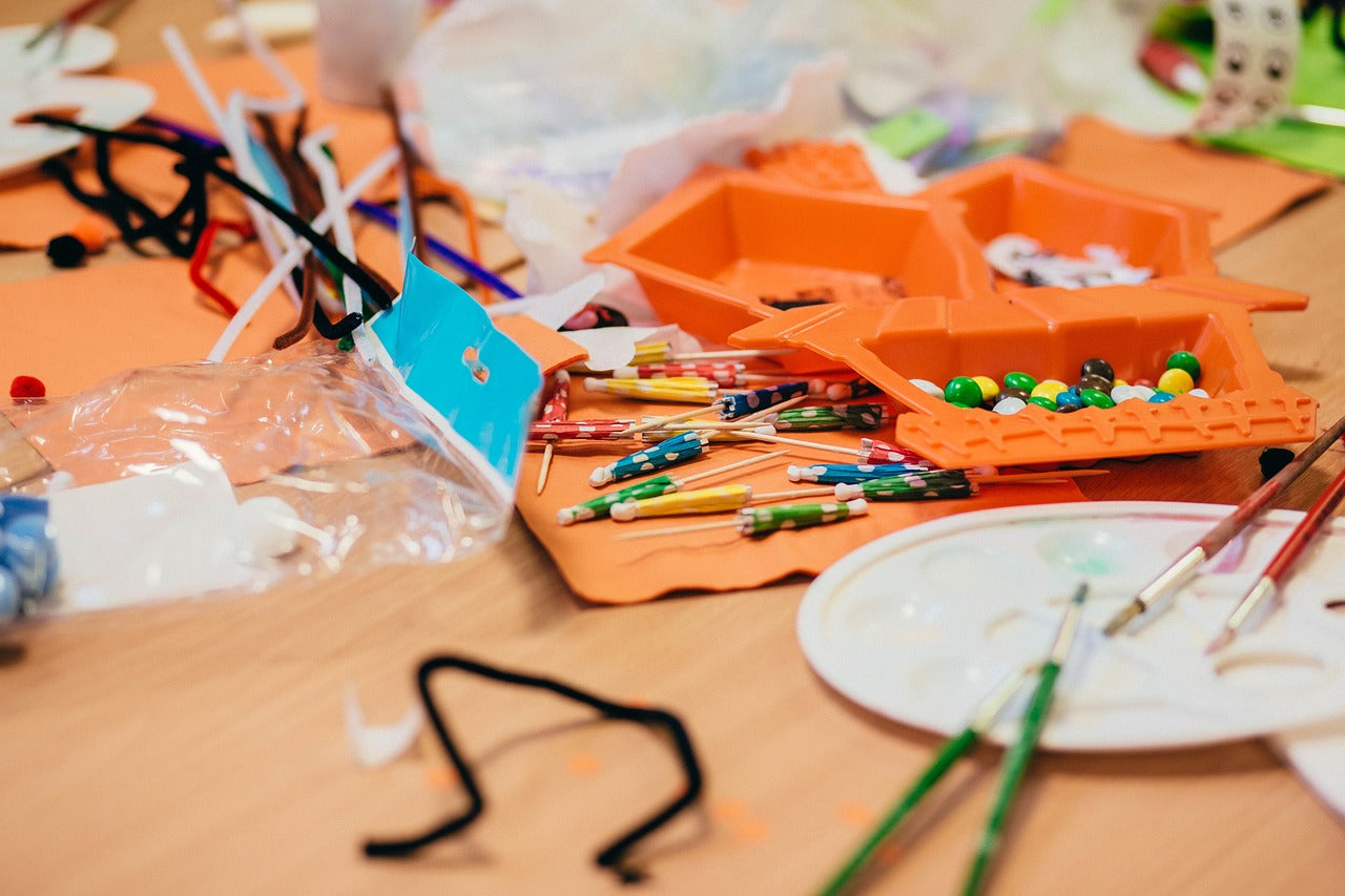 Kunsttherapie in Form einer Spieltherapie für Kinder